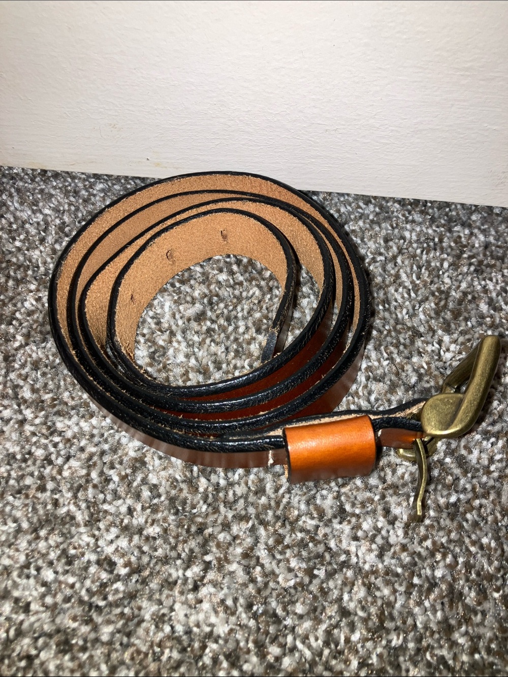 Manhattan Men’s Two-Tone Stirrup Leather Belt Strap in Tan Brass Hook 40